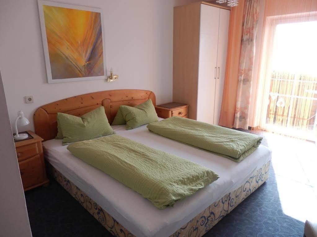 Fruehstueckspension Alpenrose Bed & Breakfast Iselsberg Luaran gambar