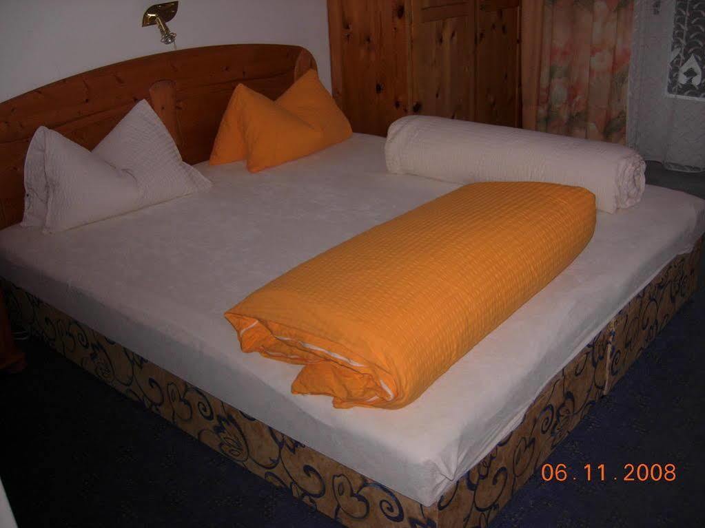 Fruehstueckspension Alpenrose Bed & Breakfast Iselsberg Luaran gambar